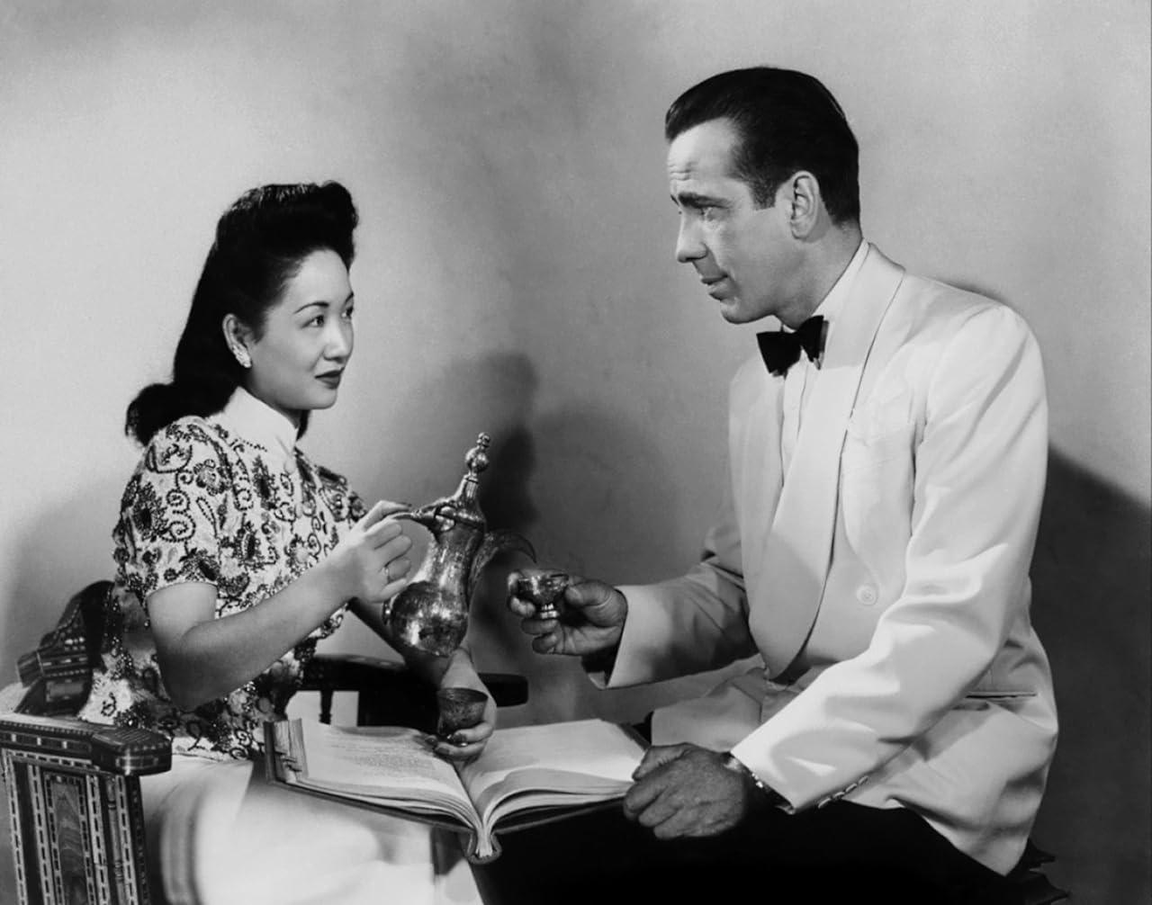 Klasik Bir Aşk Öyküsü: Casablanca görseli.